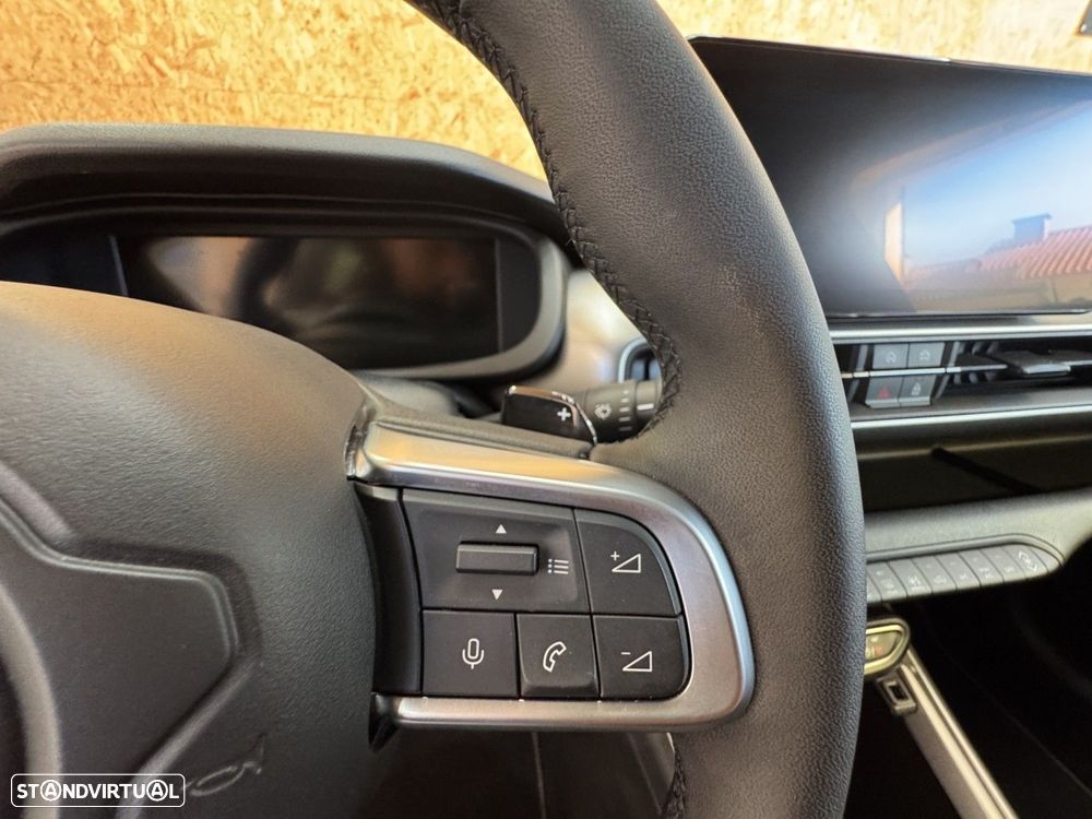 Jeep Avenger 1.2 e-Hybrid Longitude DCT - 22