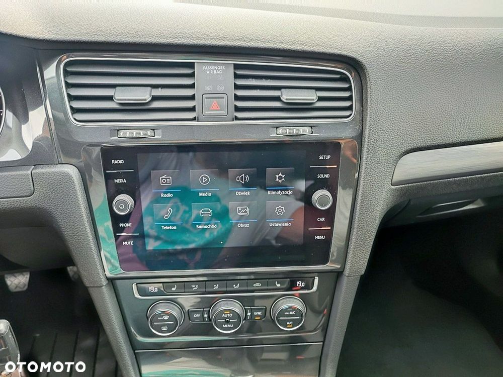 Volkswagen Golf 1.0 TSI (BlueMotion Technology) Comfortline - 14