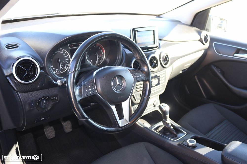 Mercedes-Benz B 180 CDi BlueEfficiency - 20