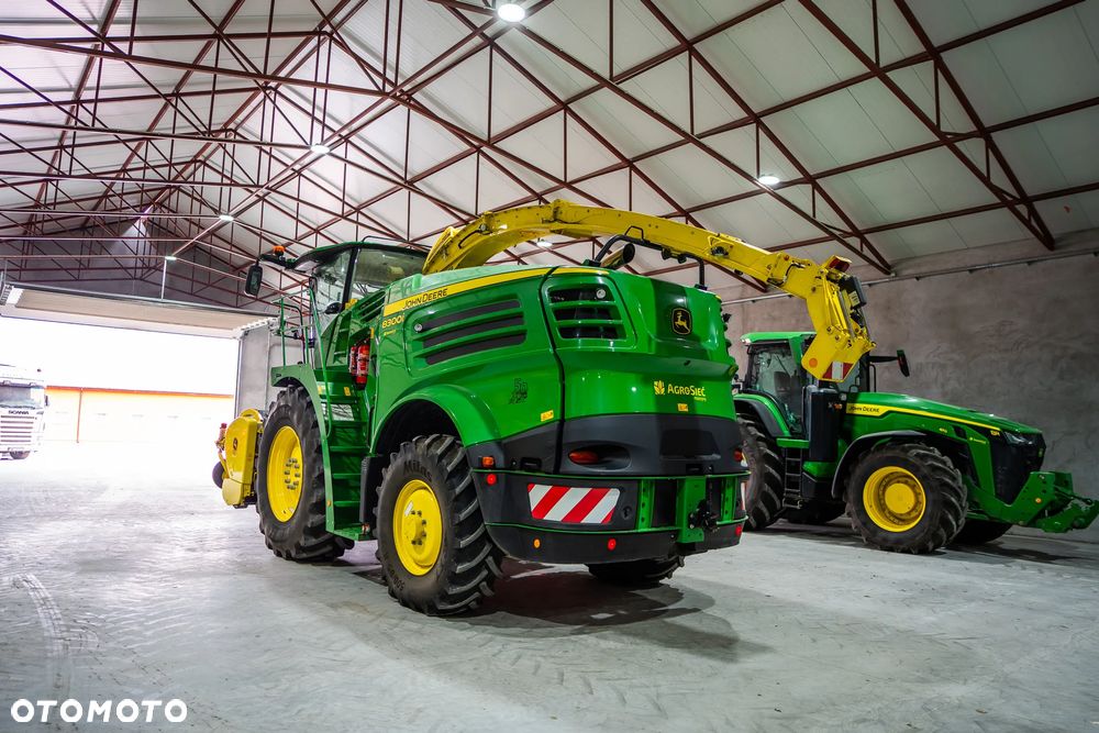 John Deere 8300 - 7