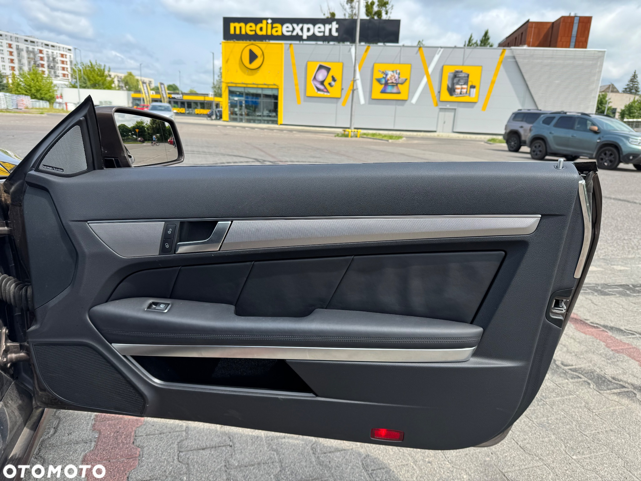 Mercedes-Benz Klasa E 200 Coupe 7G-TRONIC - 35