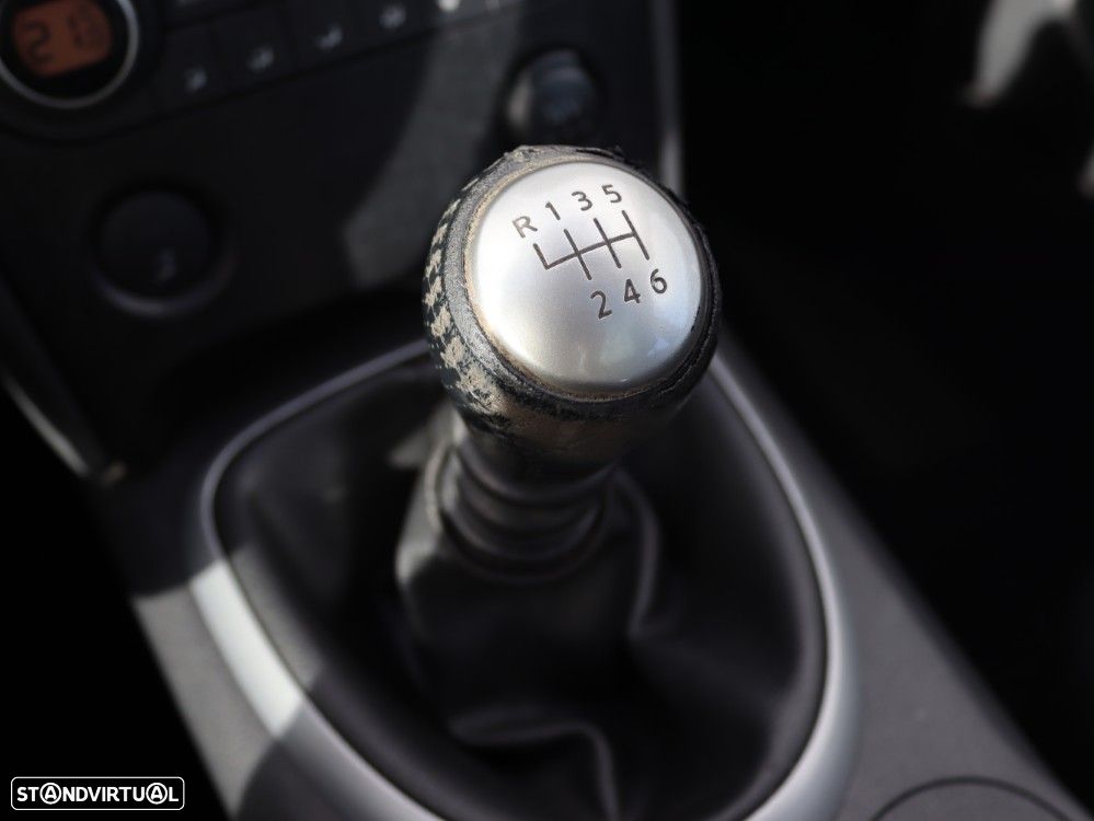 Nissan Qashqai 1.5 dCi Tekna Premium Pele Preta 18 - 24