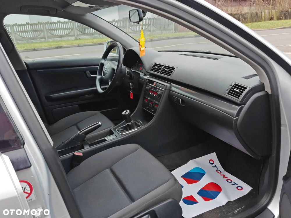 Audi A4 Limousine - 19