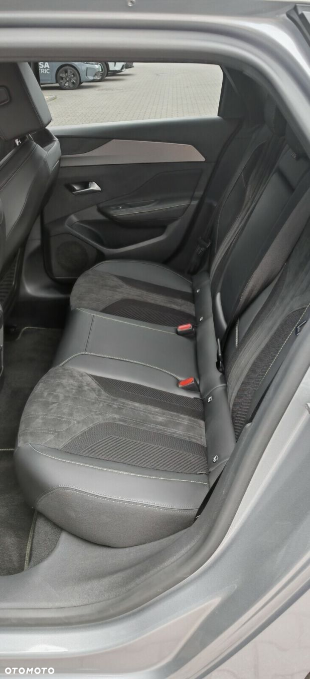 Peugeot 308 - 12