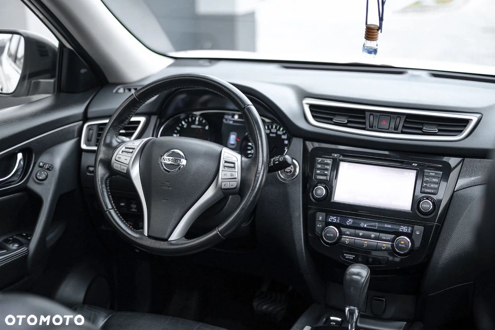 Nissan X-Trail - 10