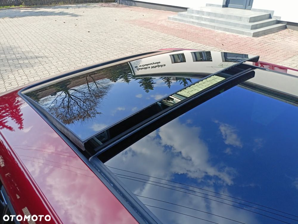 Volkswagen Golf Sportsvan - 32