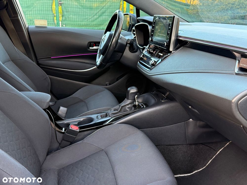 Toyota Corolla 1.8 Hybrid Comfort - 21