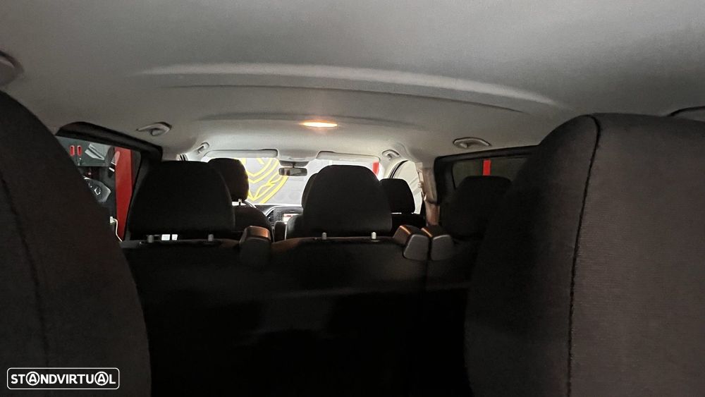 Mercedes-Benz Vito Extra-Longa Aut. SHUTTLE - 28