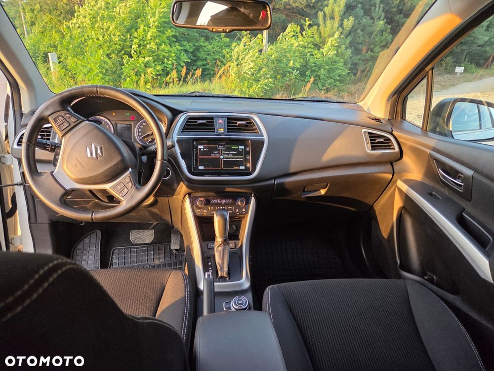 Suzuki SX4 S-Cross 1.4 T Premium 4WD - 14
