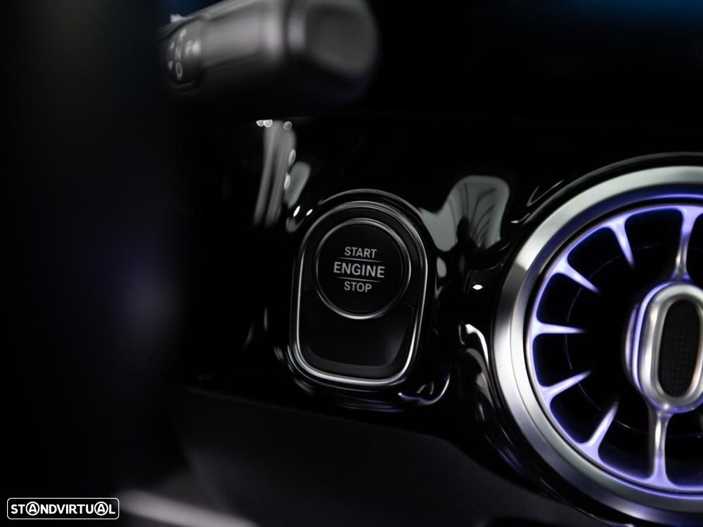 Mercedes-Benz GLA 250 e Progressive - 19