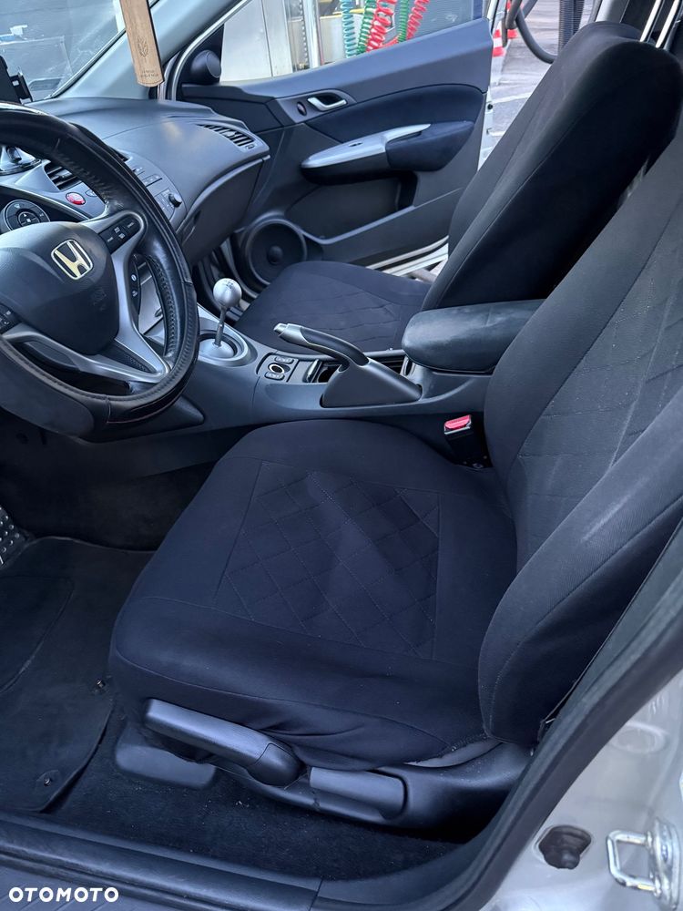 Honda Civic 1.8 Sport - 14
