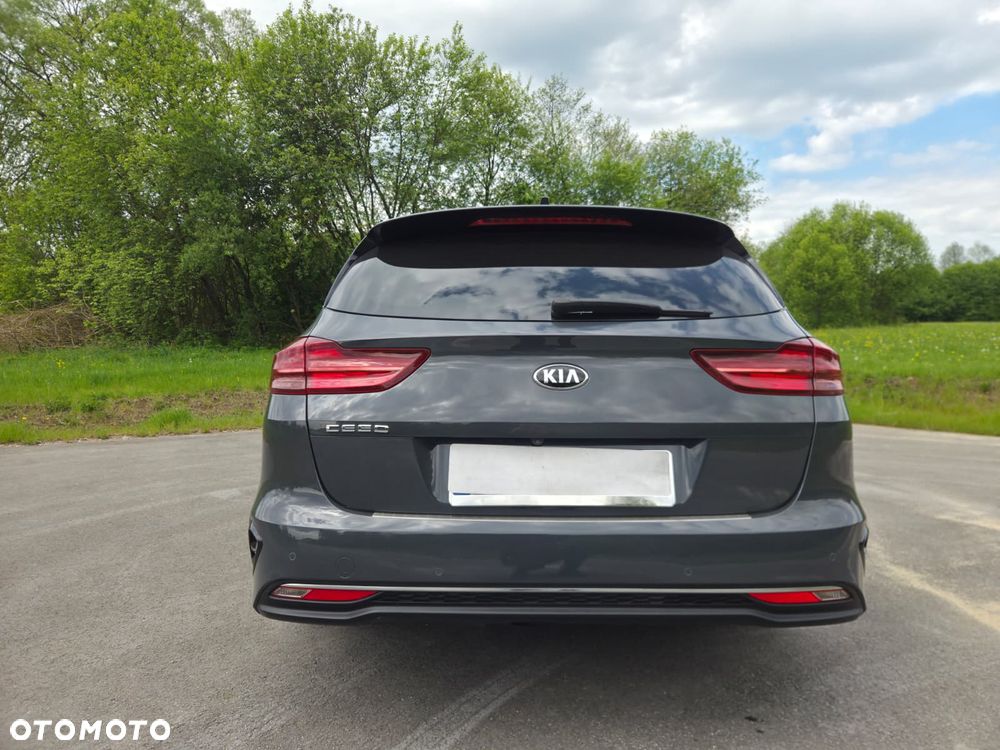 Kia Ceed 1.6 CRDi DCT Platinum Edition - 7