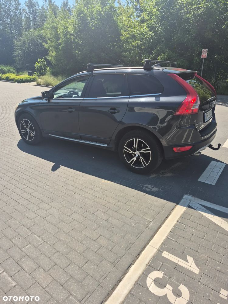Volvo XC 60 2.4D AWD Momentum - 21