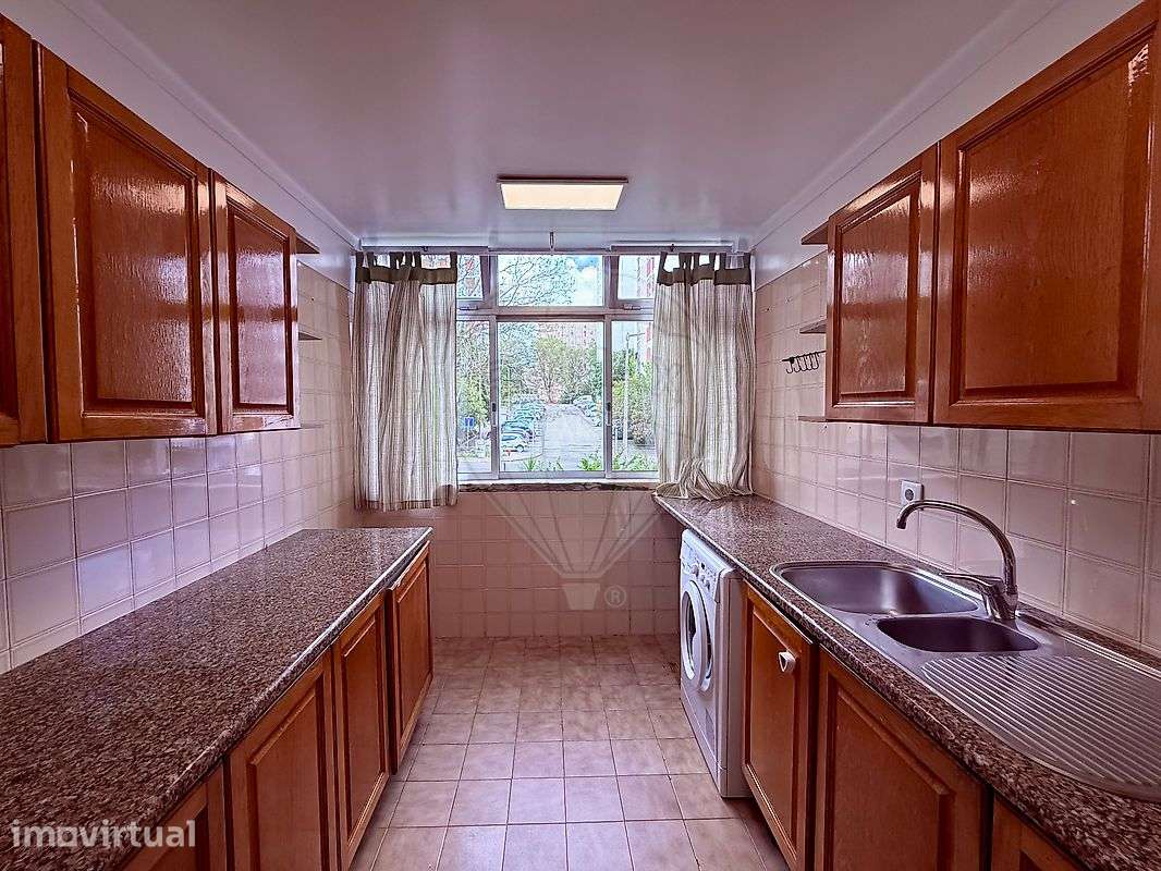 Apartamento T2 para arrendamento - Grande imagem: 2/32