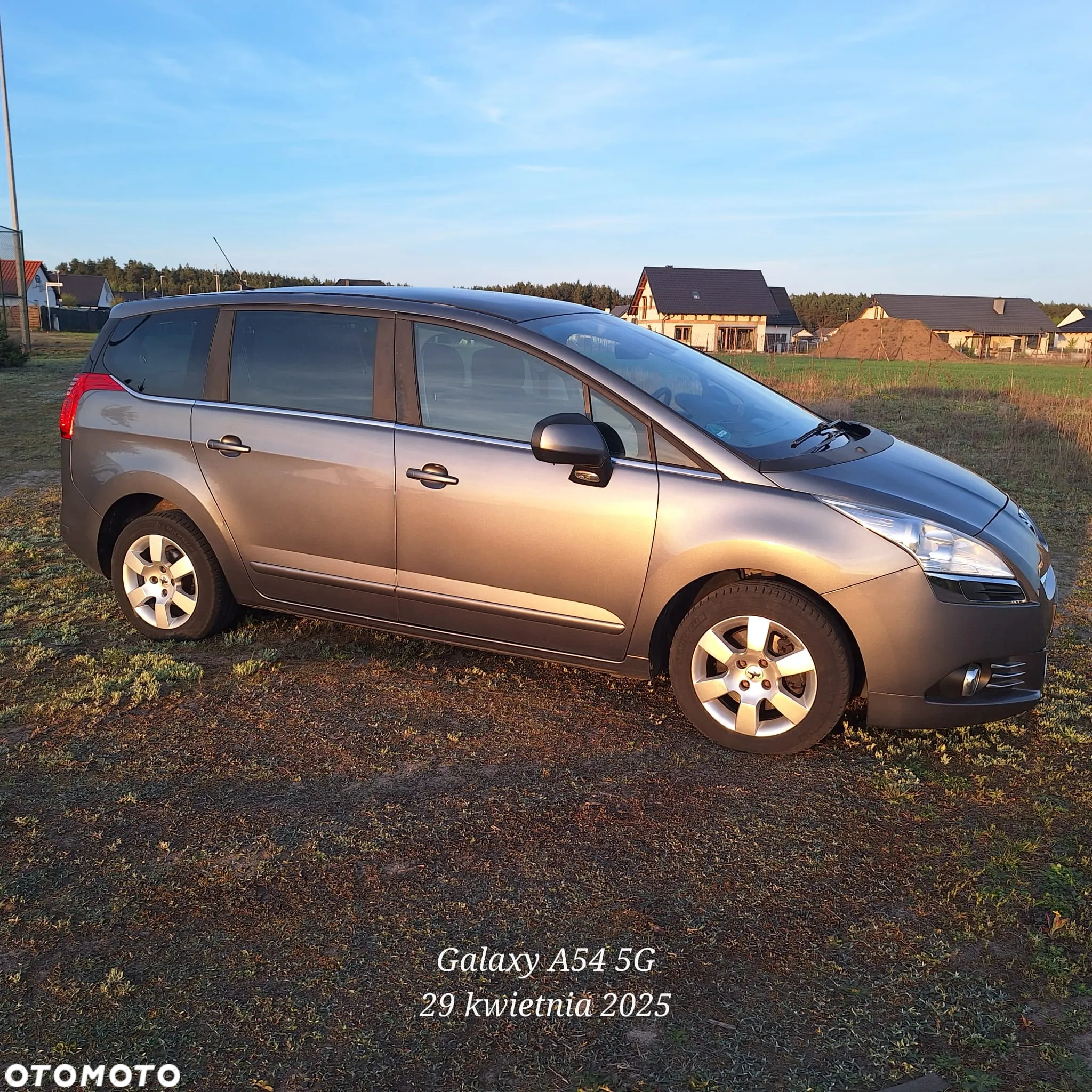 Peugeot 5008 1.6 THP Family 7os - 5