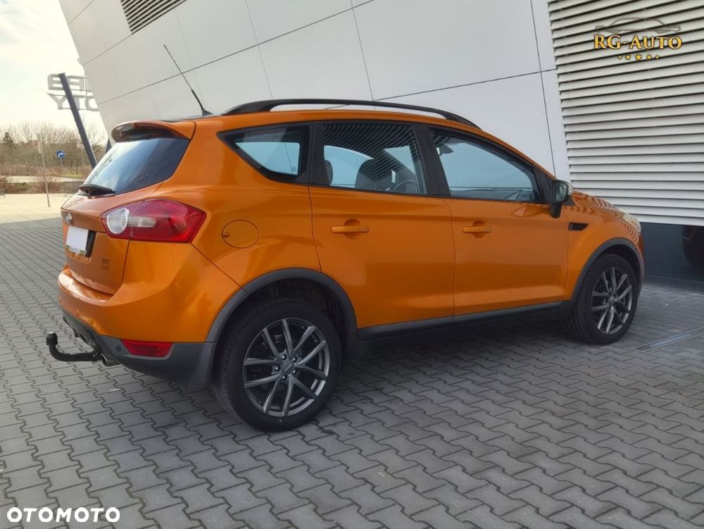 Ford Kuga - 8
