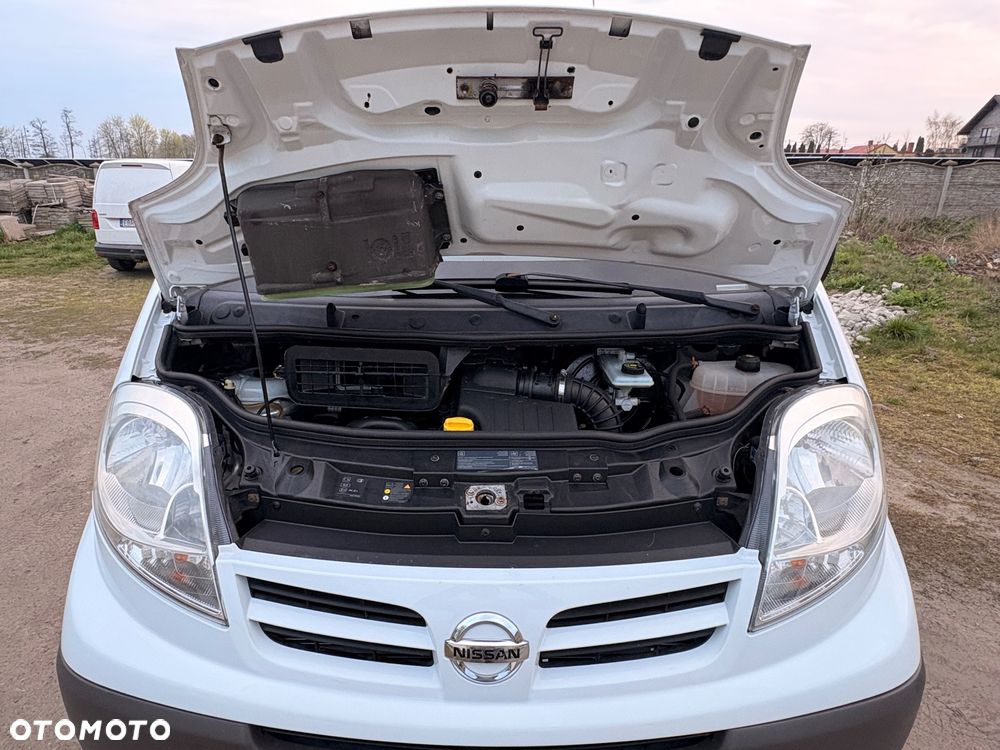 Nissan Primastar trafic Vivaro - 11
