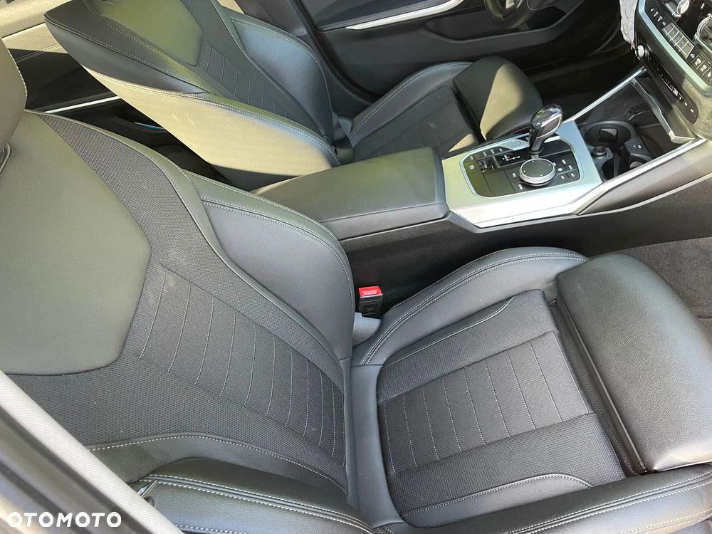 BMW Seria 3 318i Luxury Line - 8