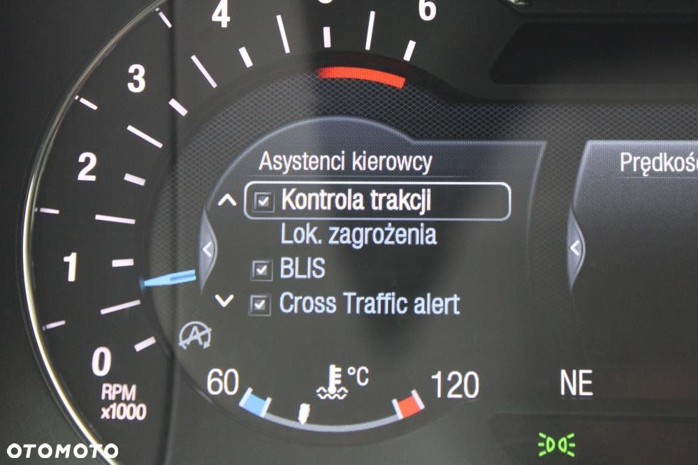 Ford S-Max - 26
