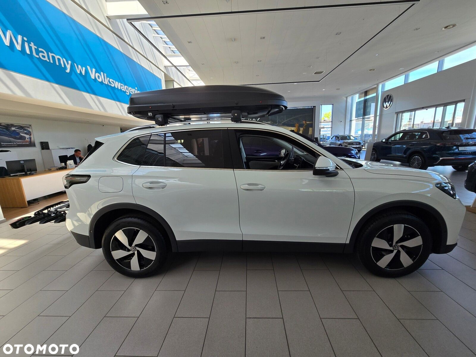 Volkswagen Tiguan - 8