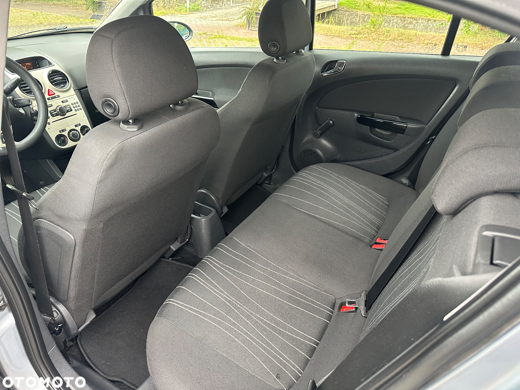 Opel Corsa 1.2 16V Enjoy - 7