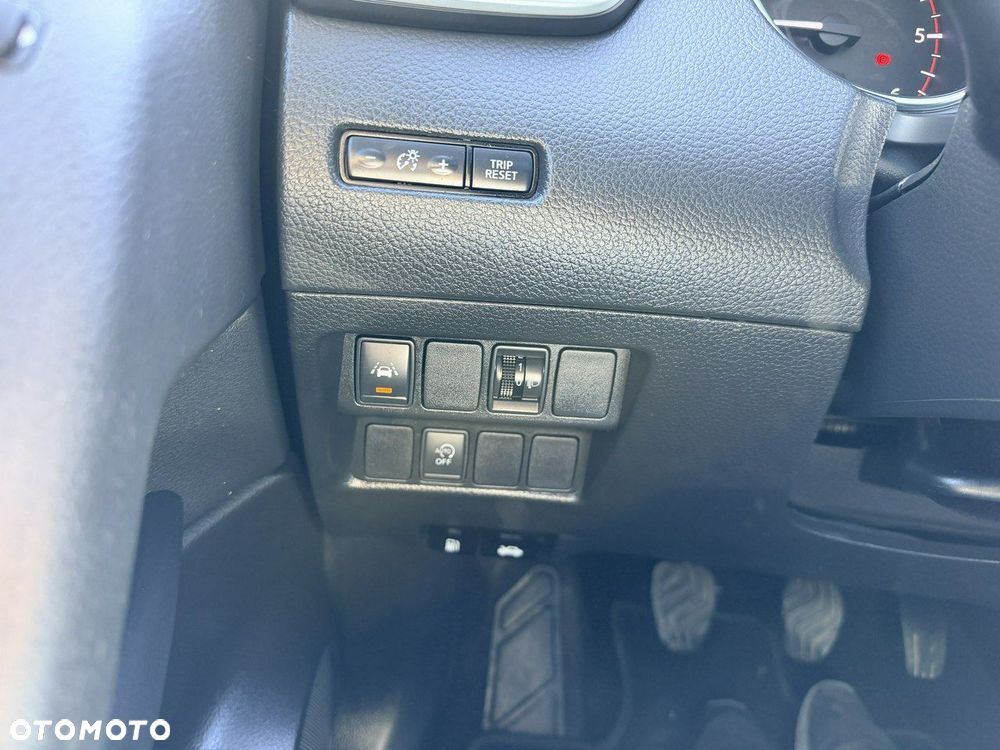 Nissan Qashqai 1.7 dCi Tekna - 24