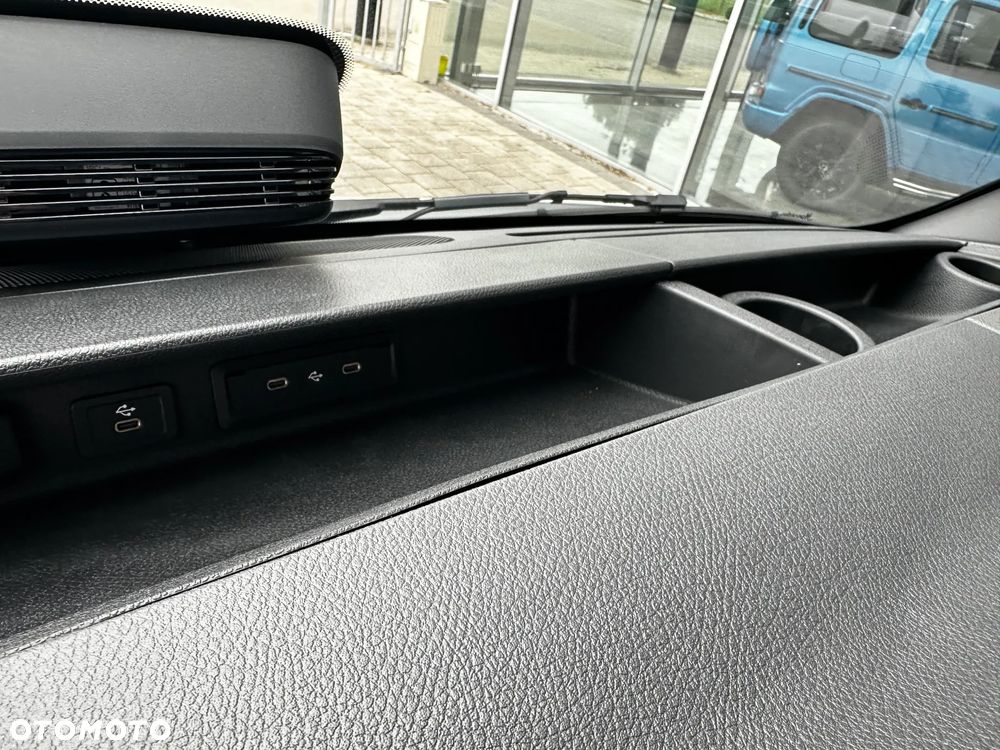 Mercedes-Benz Sprinter - 19