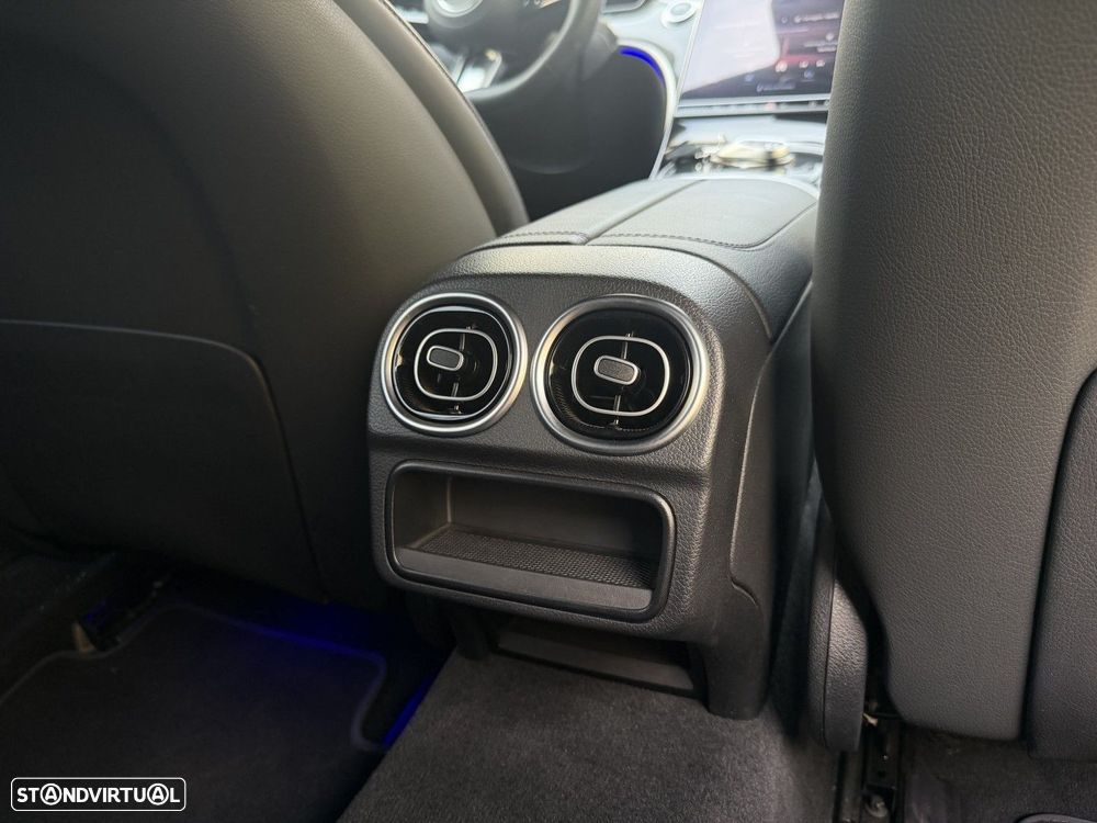 Mercedes-Benz C 300 e T 9G-TRONIC AMG Line - 18