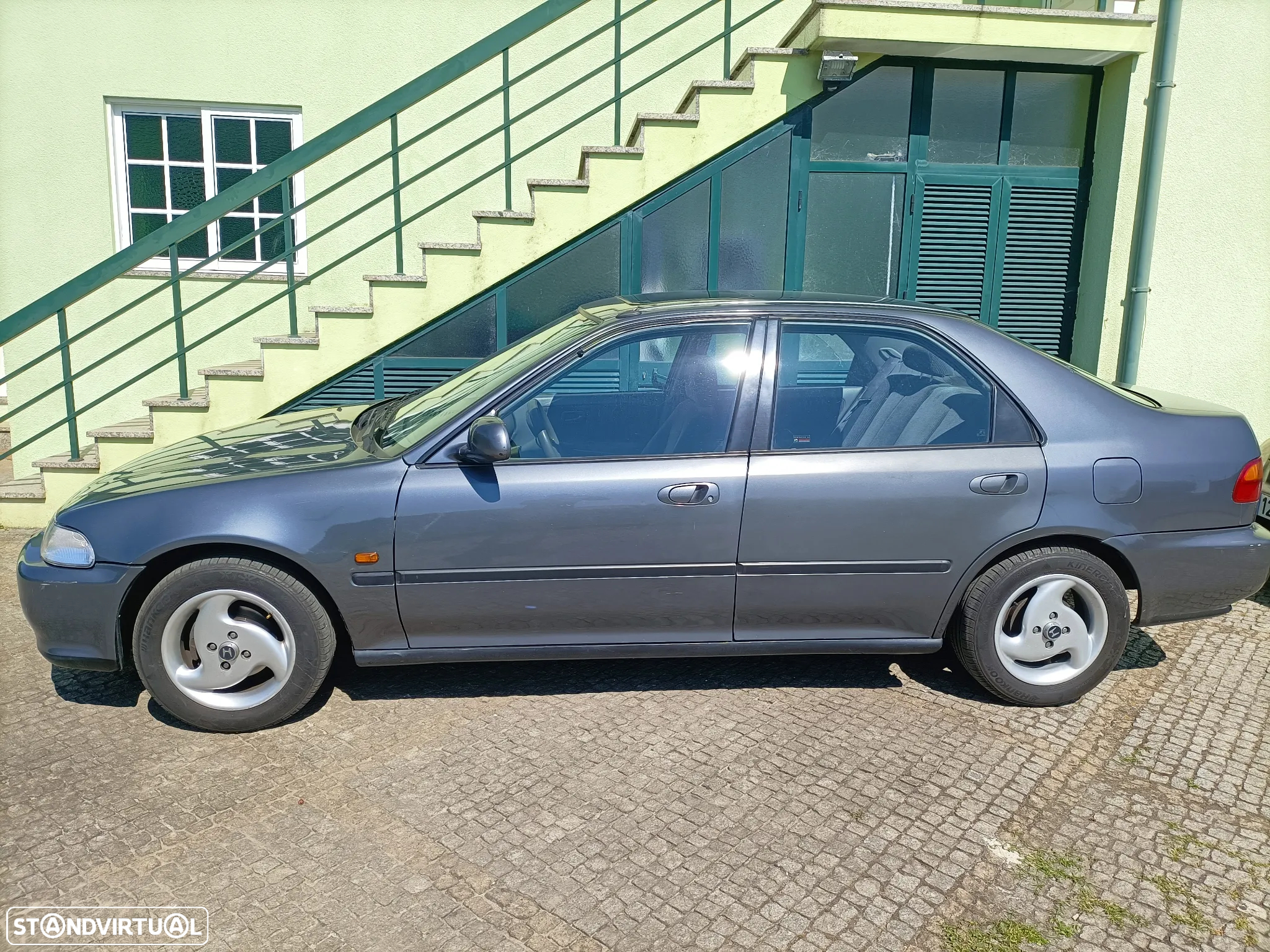 Honda Civic 1.5 LSi 16 V - 3