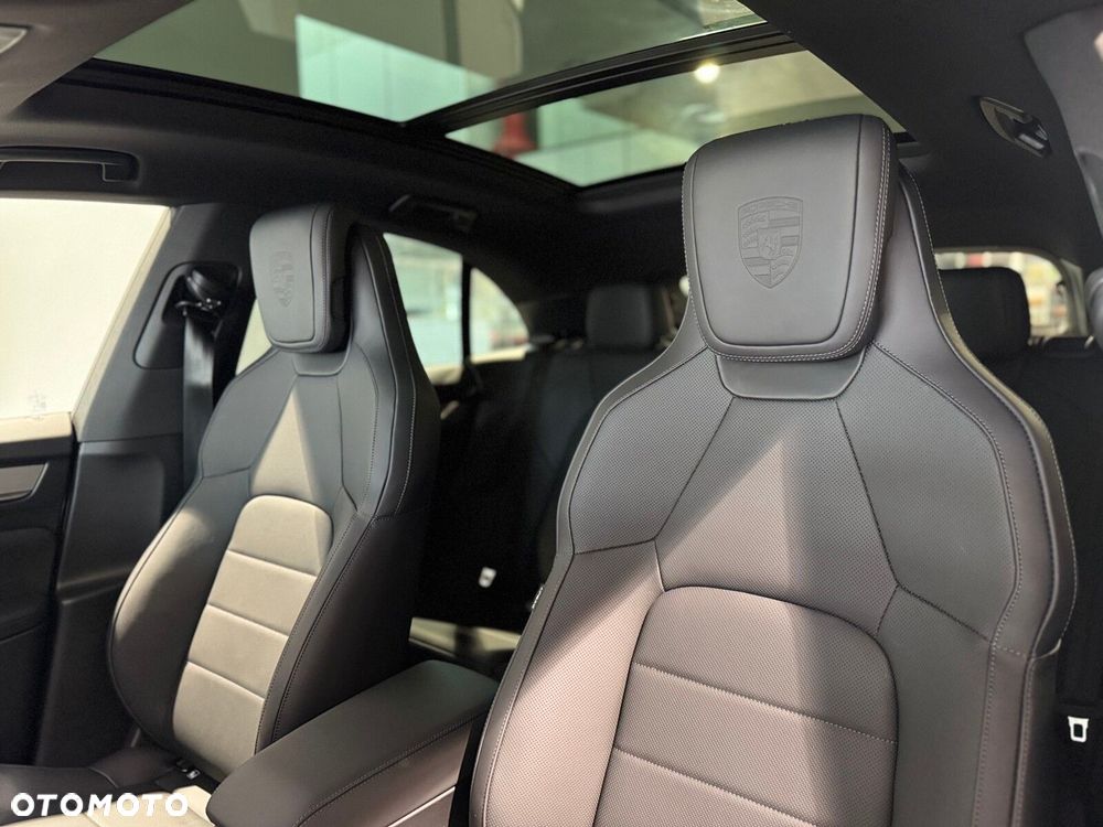 Porsche Macan - 19