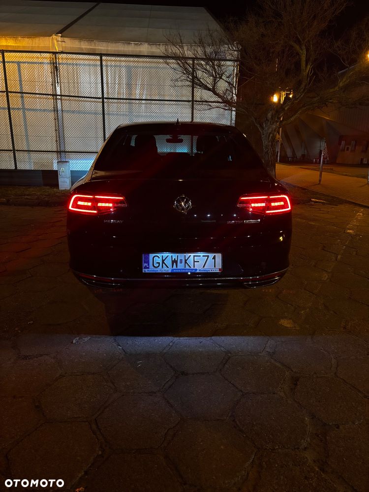 Volkswagen Passat - 27
