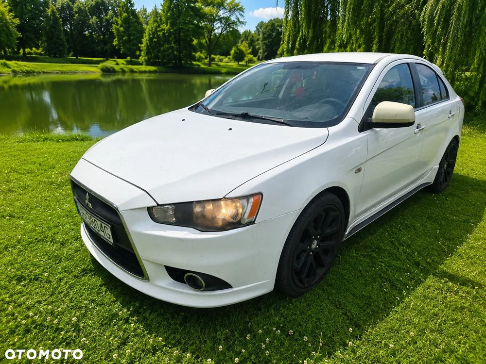 Mitsubishi Lancer - 3
