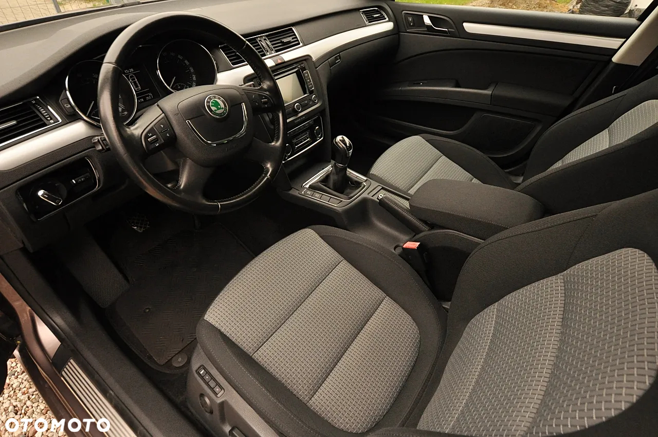Skoda Superb 1.8 TSI 4x4 Elegance - 15