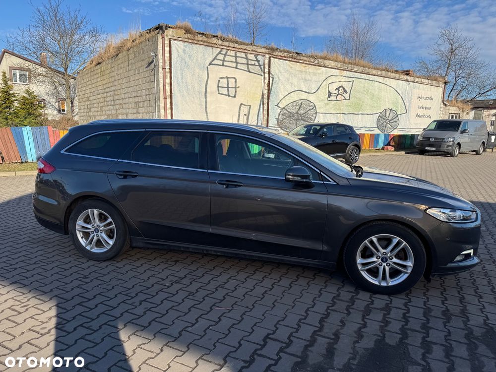 Ford Mondeo SW - 18