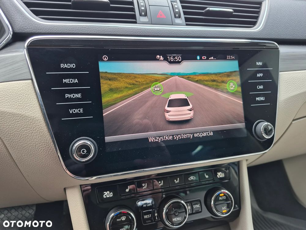 Skoda Superb 2.0 TDI SCR Style DSG - 18