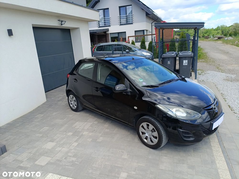 Mazda 2 - 5
