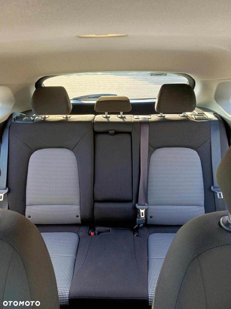 Hyundai Kona - 3