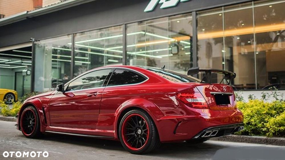 MERCEDES C KLASA W204 COUPE BLACK SERIES BODY KIT ZESTAW OSPOILEROWANIA - 7