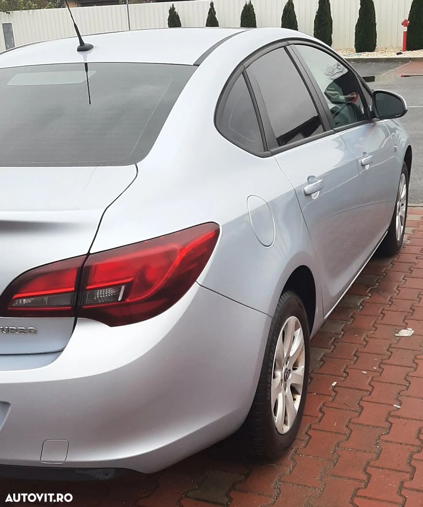 Opel Astra 1.4 ECOTEC Turbo Enjoy - 3