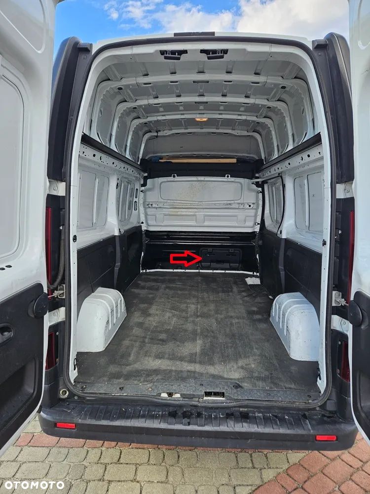 Opel Vivaro L2H2 - 12