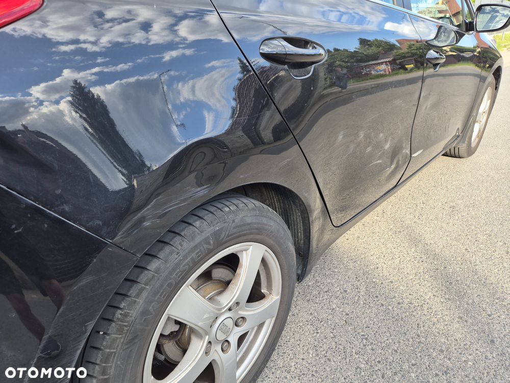 Kia Ceed 1.6 GDI L - 12