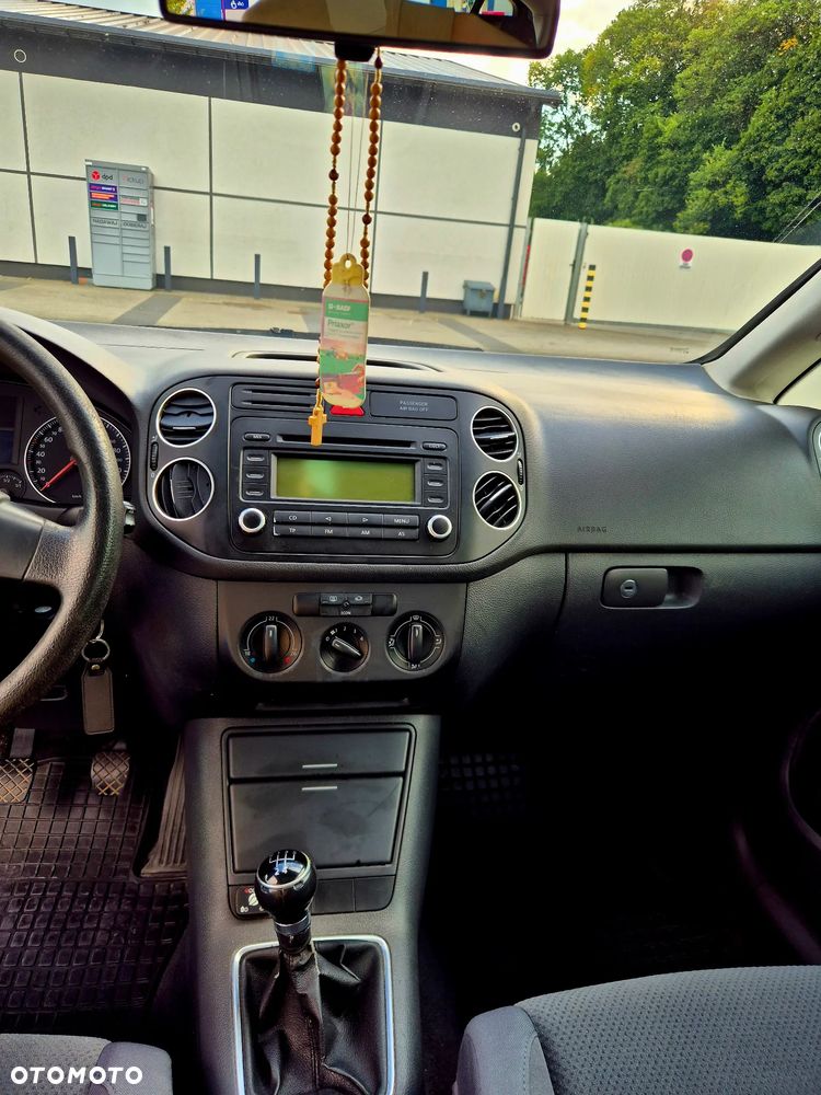 Volkswagen Golf 1.6 Comfortline - 25