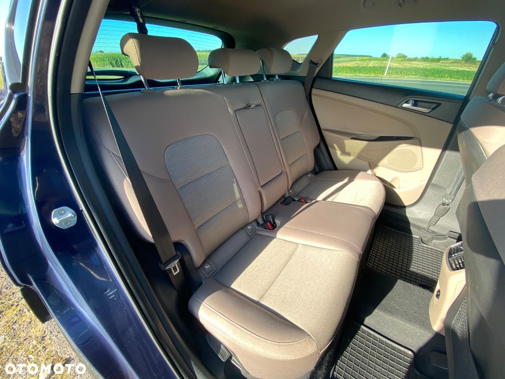 Hyundai Tucson - 16