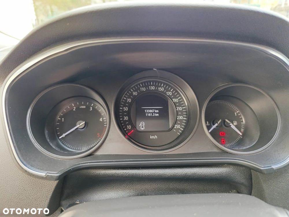 Renault Megane 1.5 dCi Life - 8