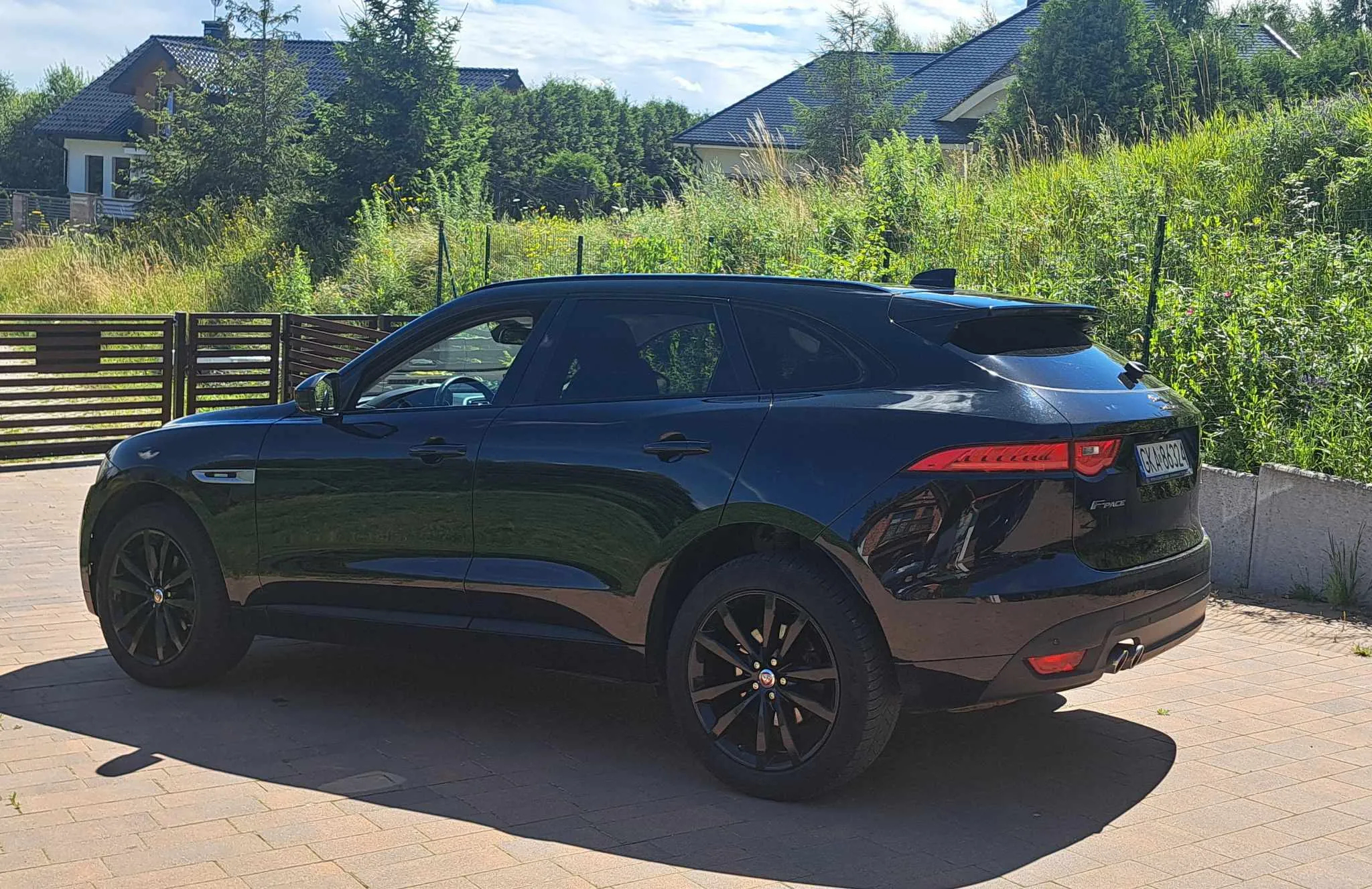 Jaguar F-Pace 2.0 i4D AWD R-Sport - 10