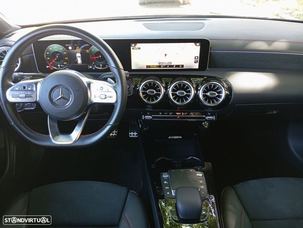 Mercedes-Benz CLA 200 d Shooting Brake AMG Line Aut. - 24