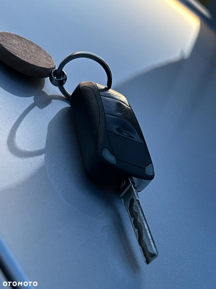 Porsche Cayenne - 34