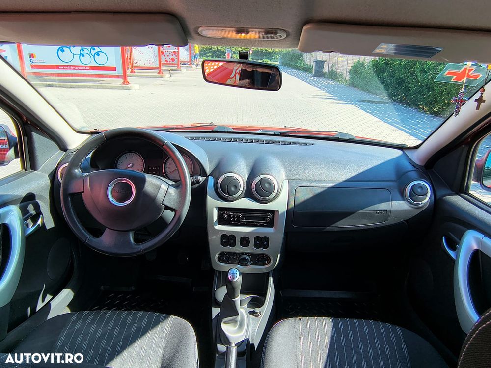 Dacia Sandero 1.5 dCI Laureate - 13