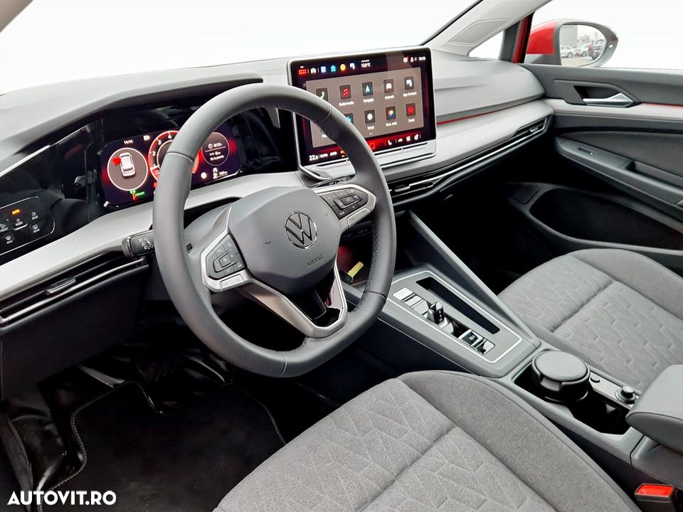 Volkswagen Golf 1.5 eTSI DSG MHEV Advanced - 16