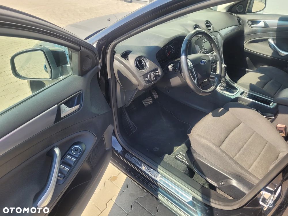 Ford Mondeo 2.0 TDCi Titanium X - 18